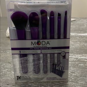 New - Moda Pro Makeup Brushes 7pc Total Face